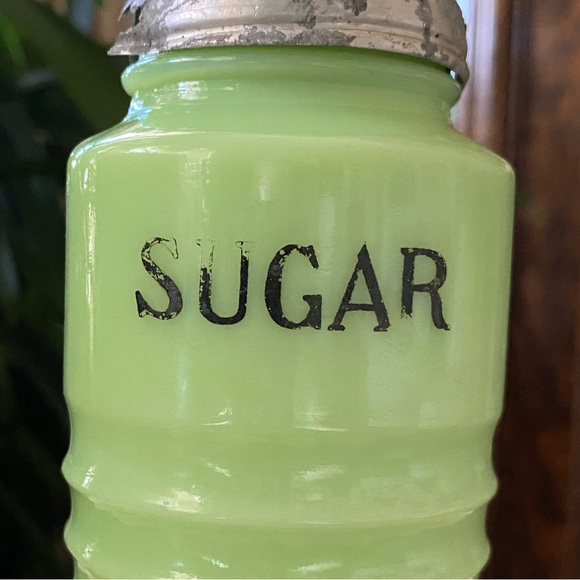 1930’s Jeannette Jadeite Beehive Sugar Shaker Depression Era Glass - Picture 12 of 15